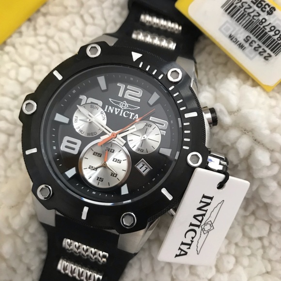 invicta model 22235